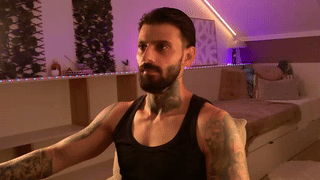 ufjsvskcn animated gif teaser