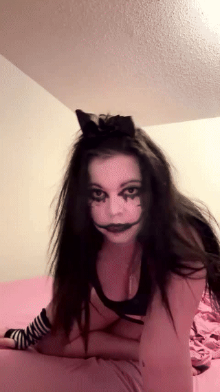 kriskras__ animated gif teaser
