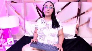 shelleyborom animated gif teaser