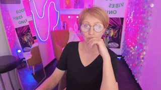 playful_goldie animated gif teaser