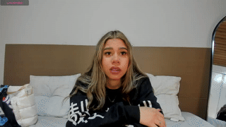 misskiarra animated gif teaser