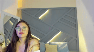 girl_mila animated gif teaser