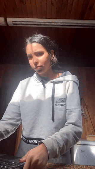 srta_roja animated gif teaser