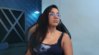 chloe_show animated gif teaser