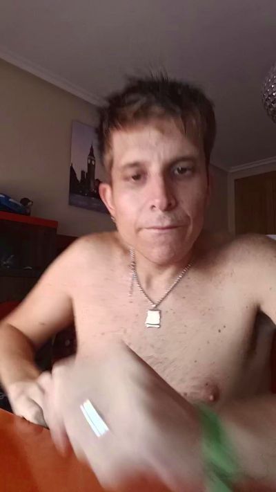 Adamporn23cm's Profile