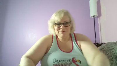 Curvy_Bella_Fun's Profile