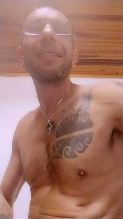 Dom_wicholines's Profile