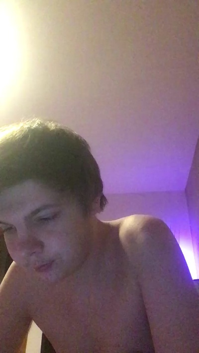 Fuckmelater18's Profile