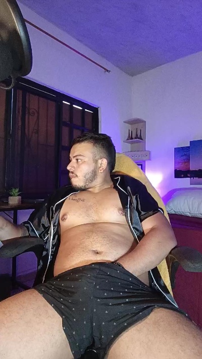 I_AM_CHARLY's Profile