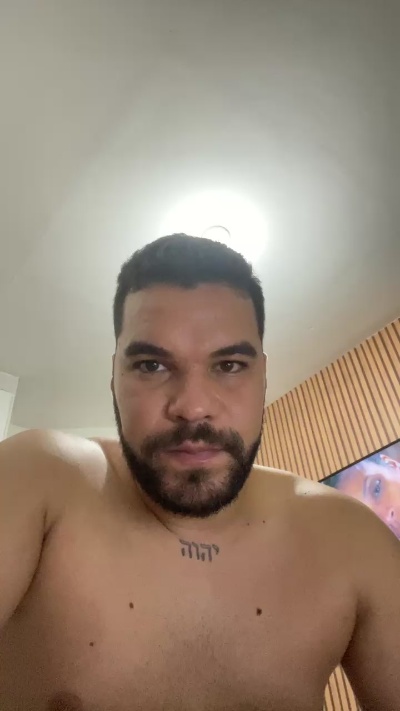 Johnlewiis's Profile