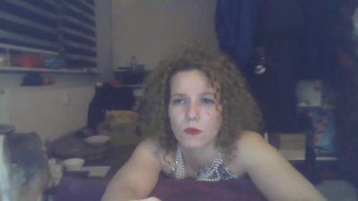 Larissalovely's Profile