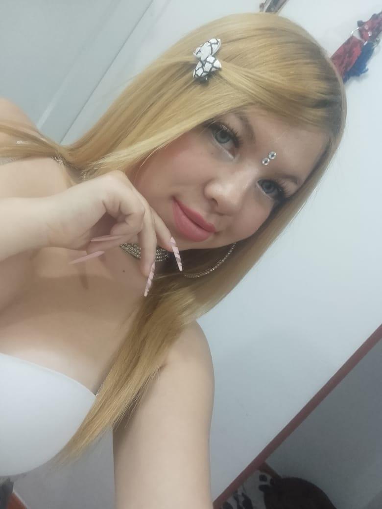 Lola_starx's Profile