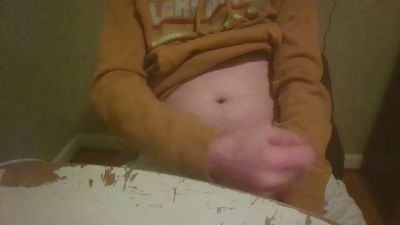 Loves2Please92's Profile