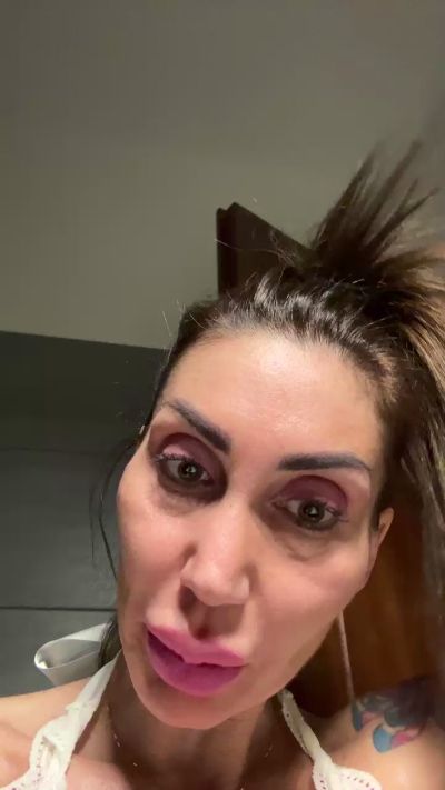 Nina_hotperform's Profile