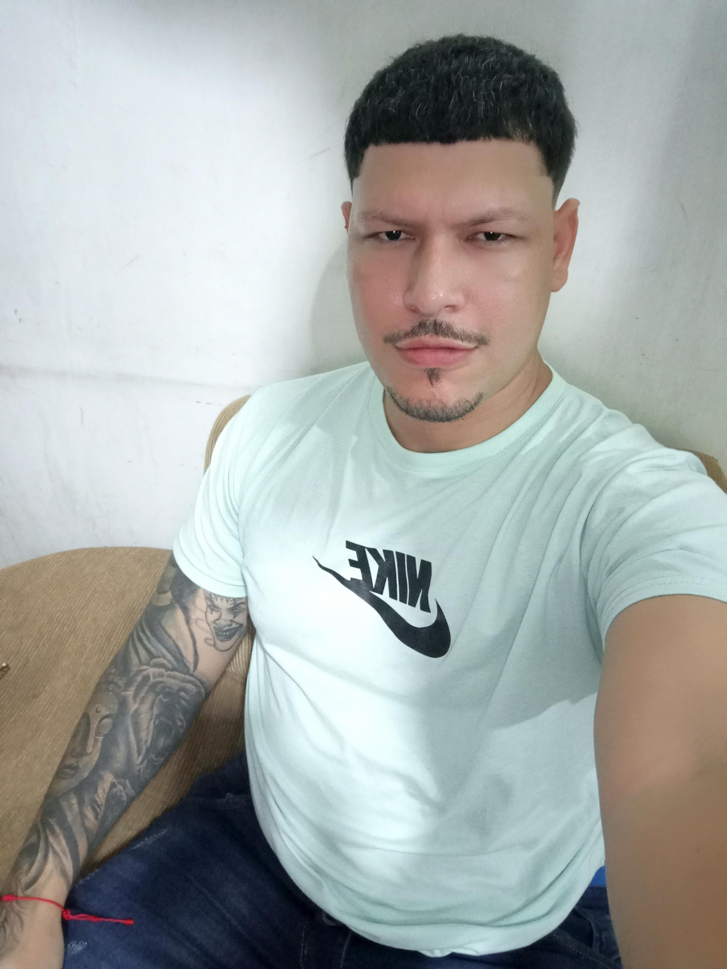 PELAHKWEEDMAN's Profile