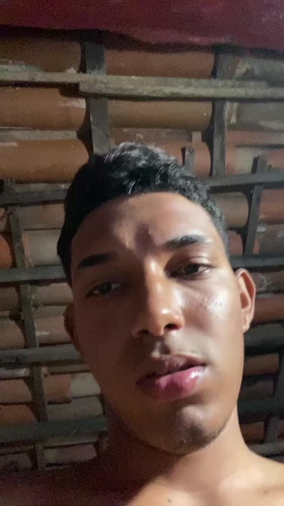 Pauzudo18vini's Profile