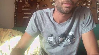 Redthommy's Profile