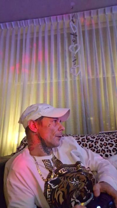 SexyDavy19795's Profile