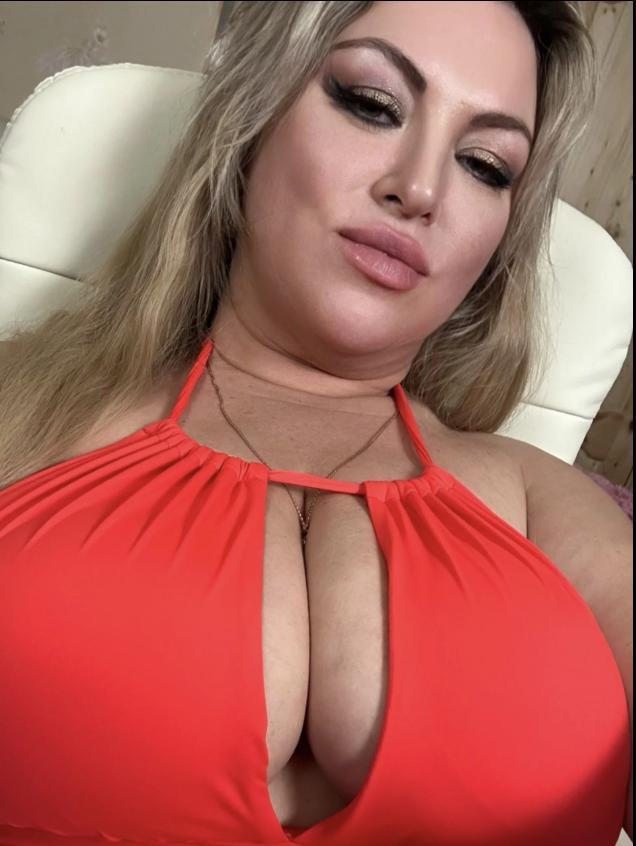 SquirtsMilf's Profile