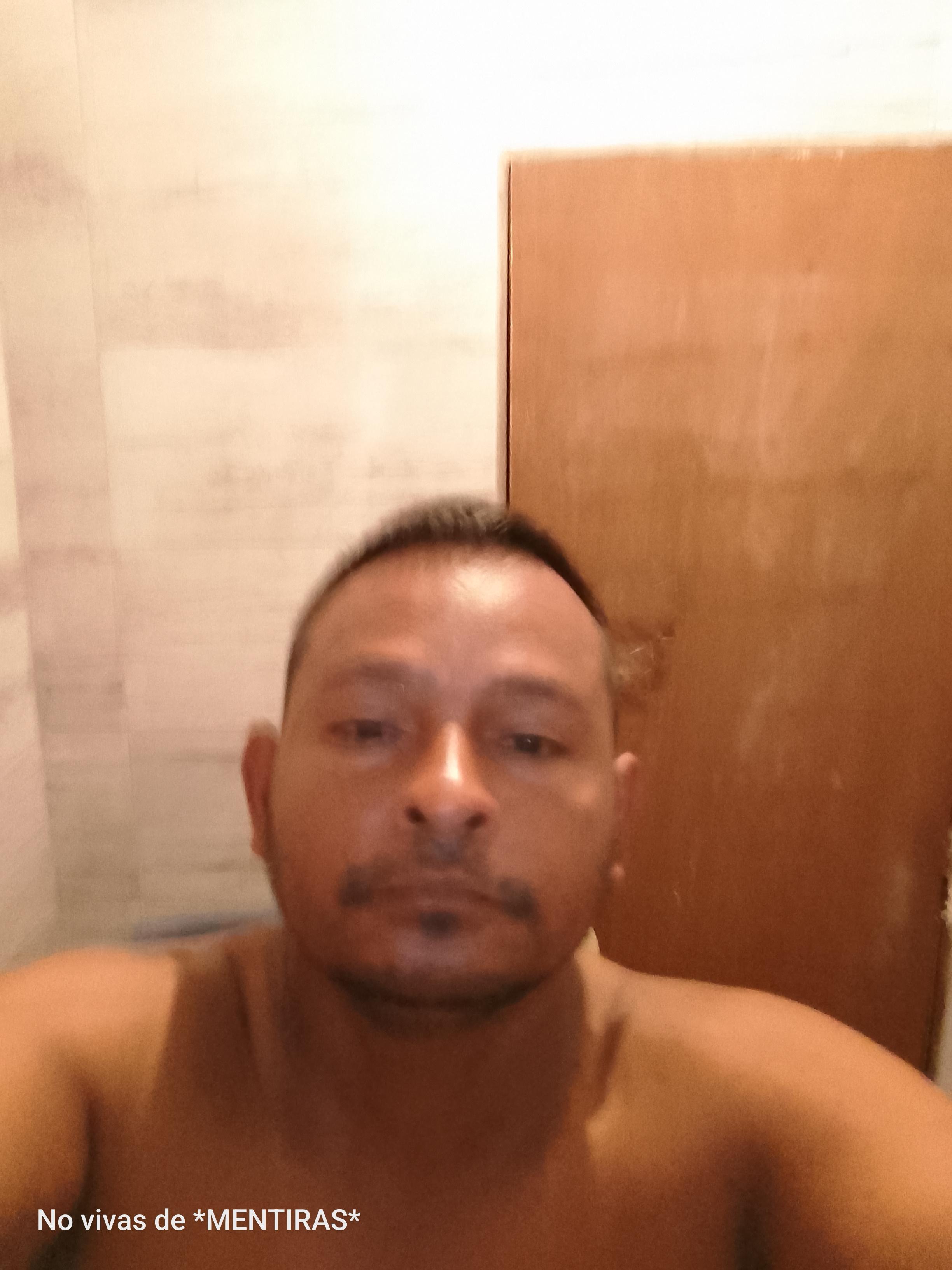 Tuconsentido198's Profile