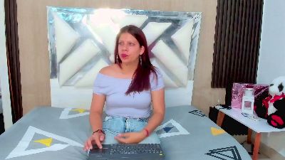 aixa_burns's Profile