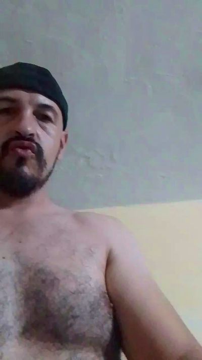 arnoldo85hot's Profile