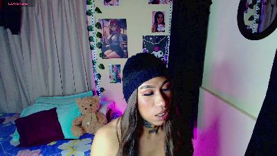 ashleey_21's Profile