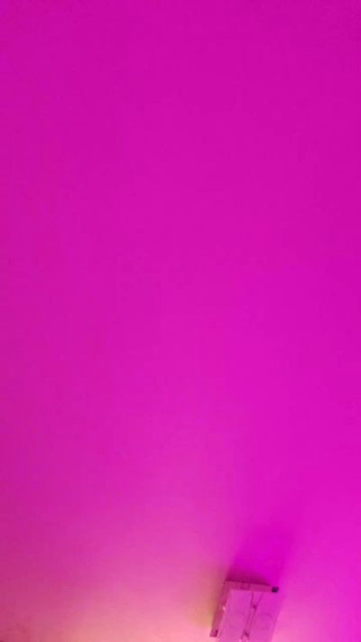 lola99_hot's Profile