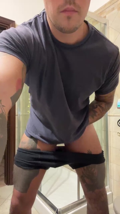 nakedxmasx's Profile