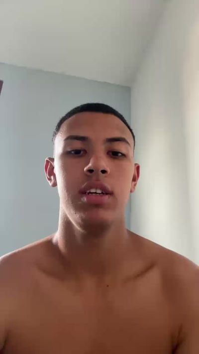 pervertido192's Profile