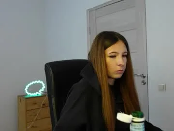 abby_laker live stage