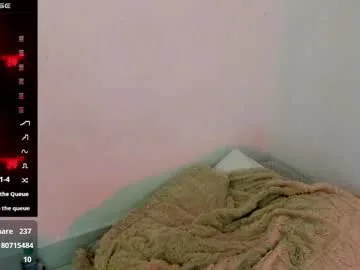 abigail_luna_ live stage