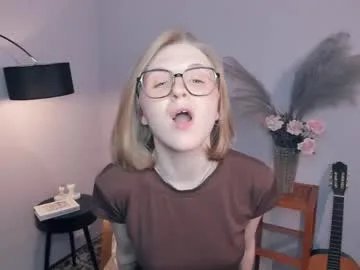 alaineborg live stage