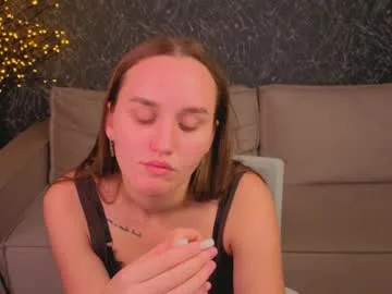 alanna_warner live stage