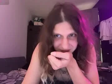 alicepinkhead live stage