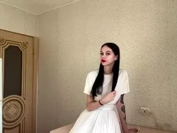 alinareik live stage