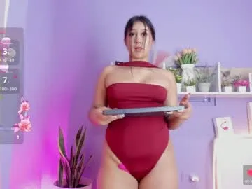 allison_peach live stage