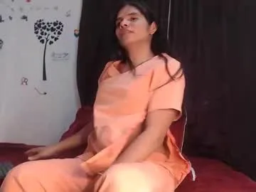 allyka_transsm live stage