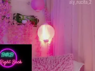 aly_nucita_2 live cam preview