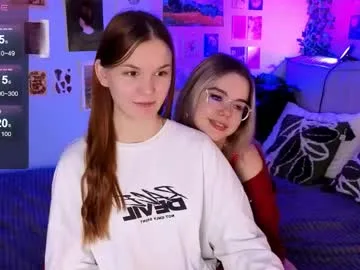 amber_rogerss live stage