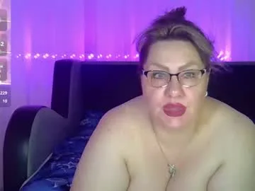 angelinaglam live stage