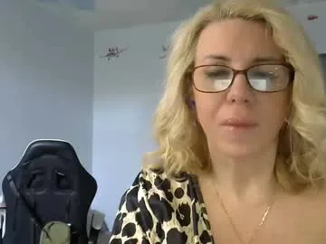 anny_wild1 live stage