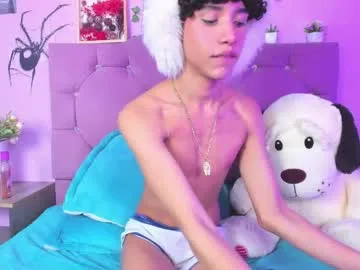 artemis_jones live stage