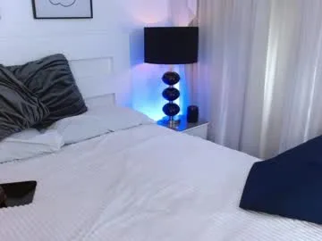 ashley_bruche live stage