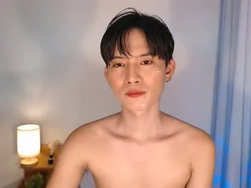 asian_cutiebaexx live stage