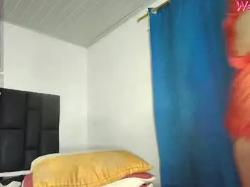 aurora_doll23 live stage