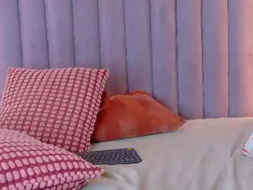 aurorajackson__ live stage