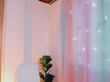 b_waynne live stage