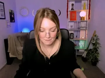 beila_nik live stage