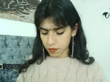bella_poisonous live stage
